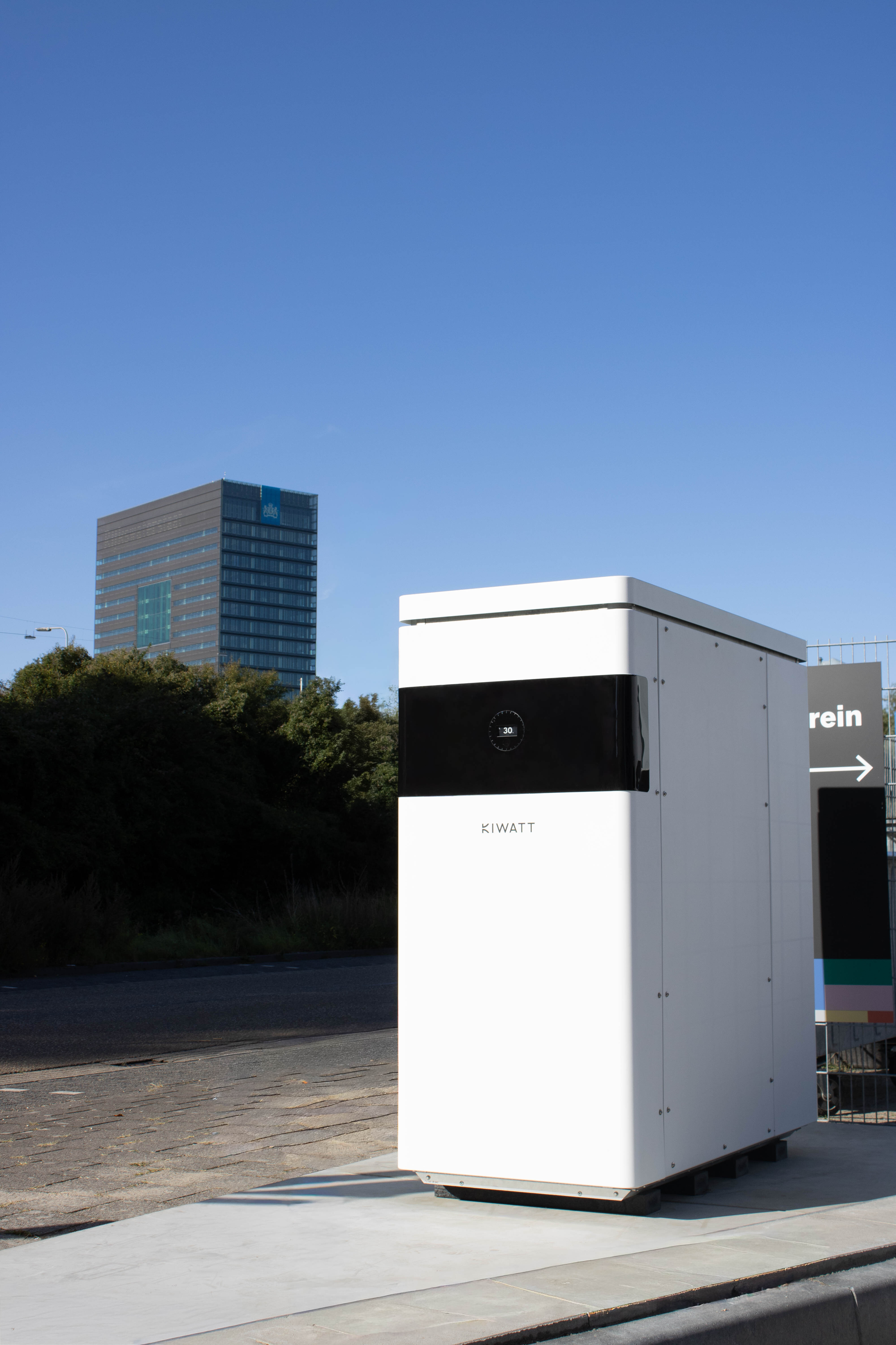 Kiwatt batterij voor een gebouw van rijkswaterstaat